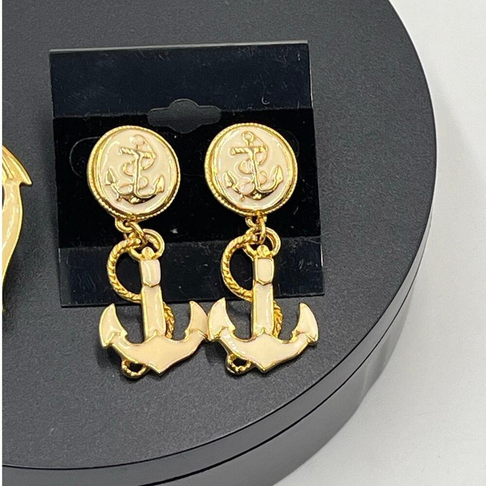 Park Lane Vintage Enamel Cream Gold Tone Anchor Dangle Earrings and‎ Brooch Set - Picture 2 of 8